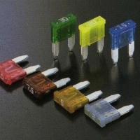 什么是保險(xiǎn)絲夾？