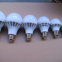 自恢復(fù)保險(xiǎn)絲如何應(yīng)用在LED燈上？